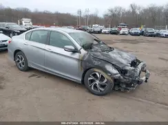 1HGCR2F30HA228913 2017 HONDA ACCORD