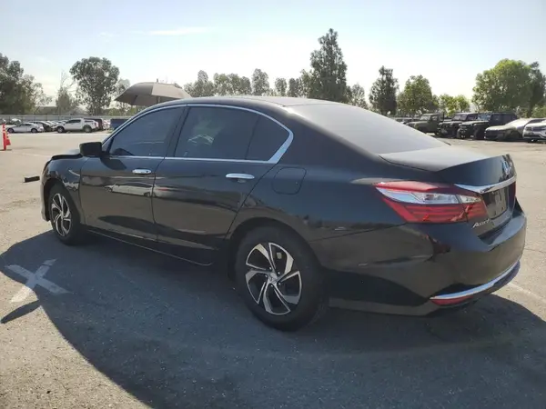 1HGCR2F30HA235103 2017 HONDA ACCORD - Image 2