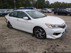 1HGCR2F30HA238664 2017 HONDA ACCORD