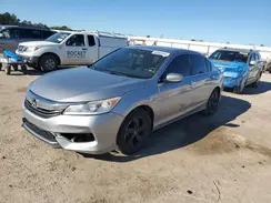 1HGCR2F30HA245422 2017 HONDA ACCORD