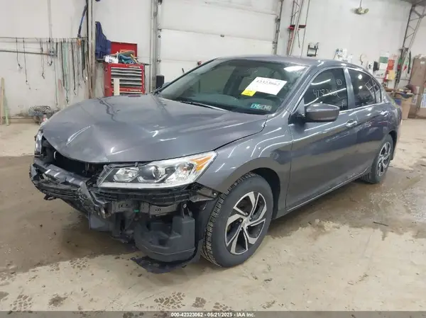 1HGCR2F30HA246165 2017 HONDA ACCORD - Image 2