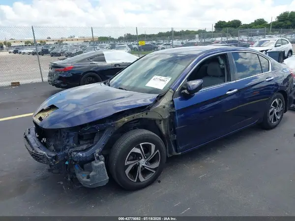 1HGCR2F30HA246523 2017 HONDA ACCORD - Image 2