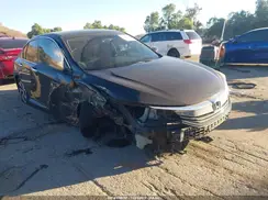 1HGCR2F30HA254332 2017 HONDA ACCORD