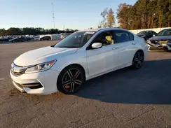 1HGCR2F30HA263001 2017 HONDA ACCORD