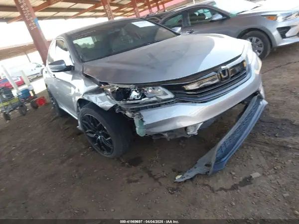 1HGCR2F30HA286391 2017 HONDA ACCORD - Image 1