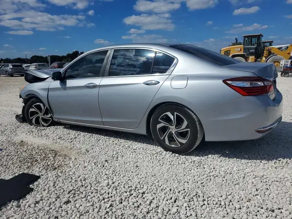 1HGCR2F30HA290635 2017 HONDA ACCORD - Image 2