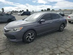 1HGCR2F30HA305389 2017 HONDA ACCORD