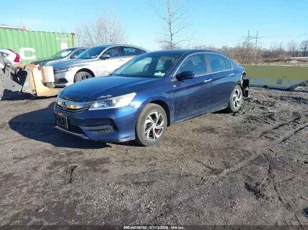 1HGCR2F30HA305585 2017 HONDA ACCORD - Image 2
