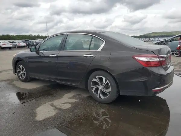 1HGCR2F30HA305649 2017 HONDA ACCORD - Image 2