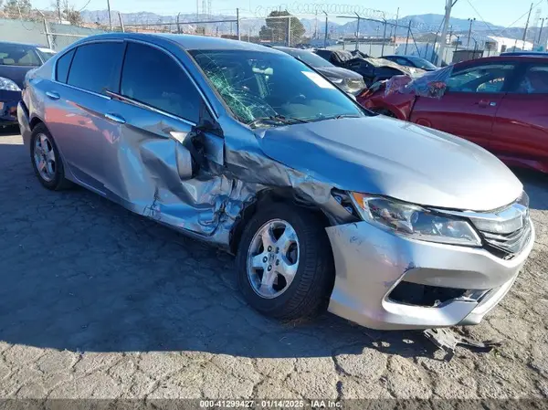 1HGCR2F30HA306641 2017 HONDA ACCORD - Image 1