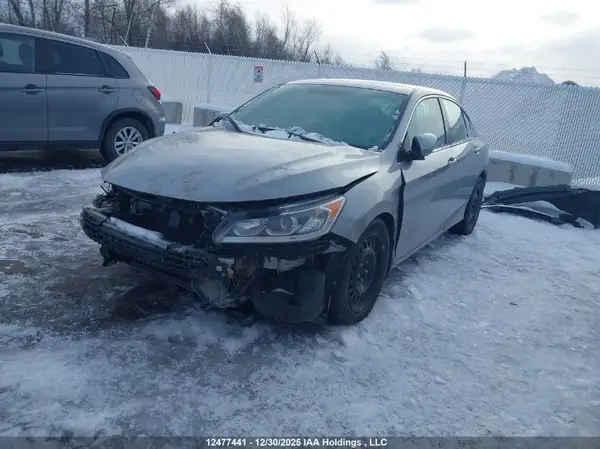 1HGCR2F30HA807593 2017 HONDA ACCORD - Image 2