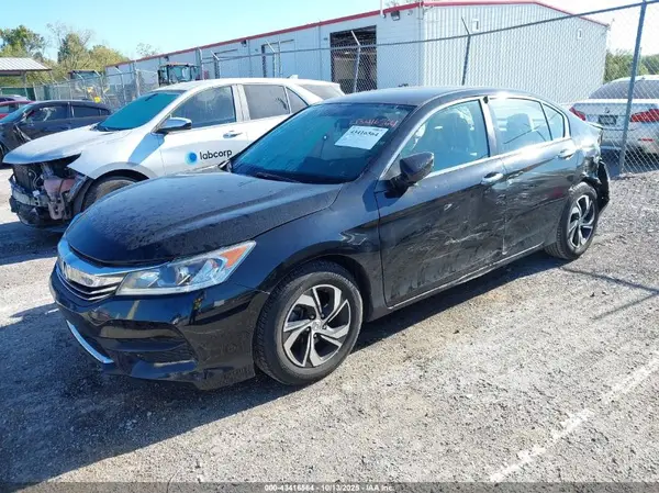 1HGCR2F31GA005570 2016 HONDA ACCORD - Image 2