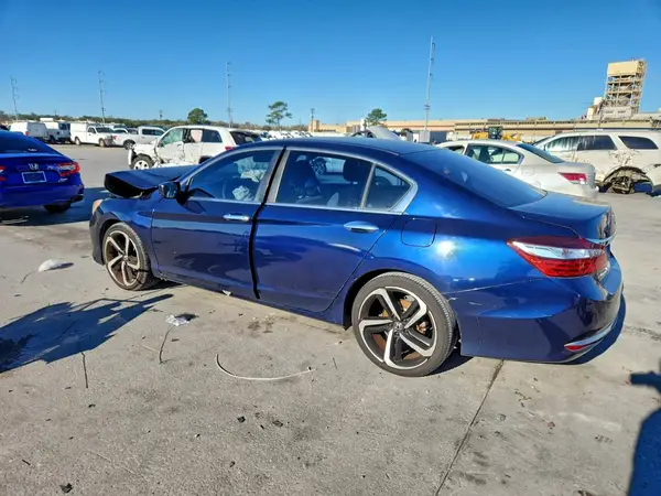 1HGCR2F31GA057457 2016 HONDA ACCORD - Image 2