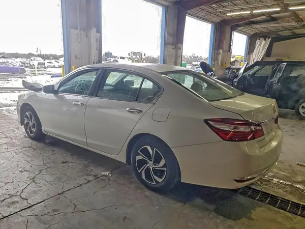 1HGCR2F31GA073402 2016 HONDA ACCORD - Image 2