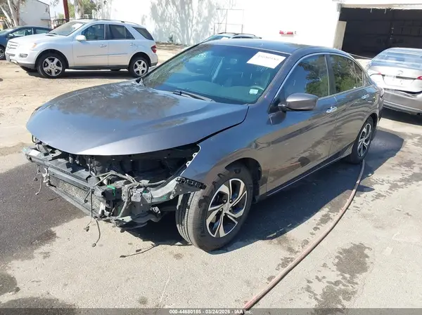 1HGCR2F31GA100260 2016 HONDA ACCORD - Image 2