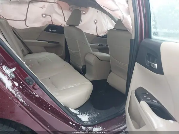 1HGCR2F31GA104079 2016 HONDA ACCORD - Image 8