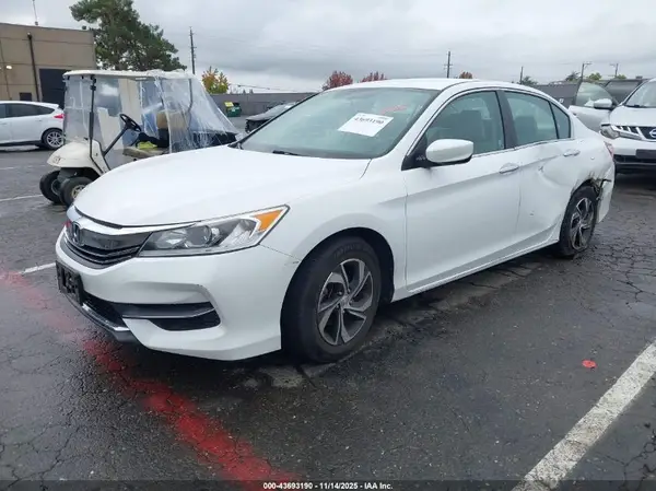 1HGCR2F31GA134974 2016 HONDA ACCORD - Image 2