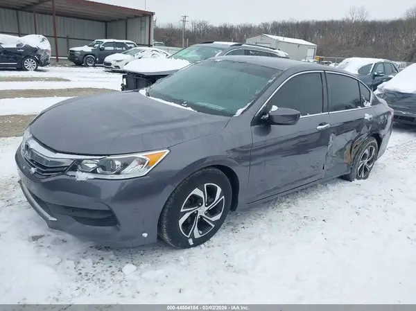 1HGCR2F31GA189165 2016 HONDA ACCORD - Image 2