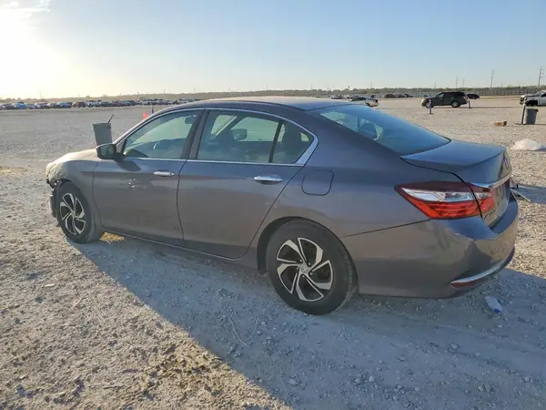 1HGCR2F31HA004579 2017 HONDA ACCORD - Image 2