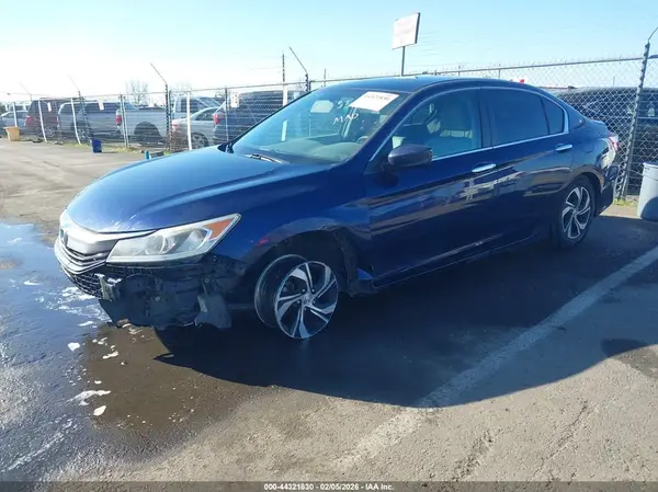 1HGCR2F31HA008020 2017 HONDA ACCORD - Image 2