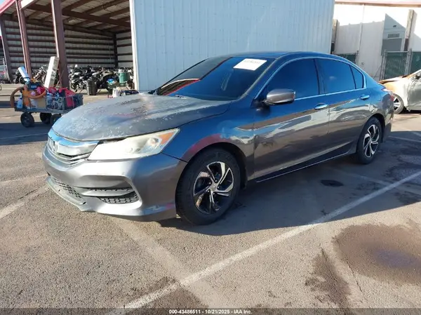 1HGCR2F31HA019339 2017 HONDA ACCORD - Image 2