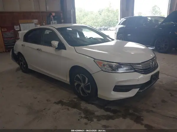 1HGCR2F31HA058853 2017 HONDA ACCORD - Image 1