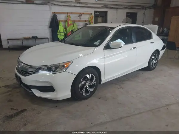 1HGCR2F31HA058853 2017 HONDA ACCORD - Image 2