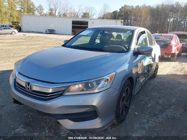 1HGCR2F31HA063342 2017 HONDA ACCORD - Image 2