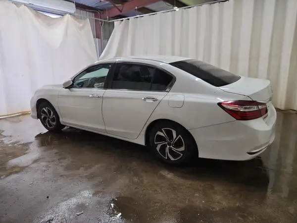 1HGCR2F31HA075362 2017 HONDA ACCORD - Image 2