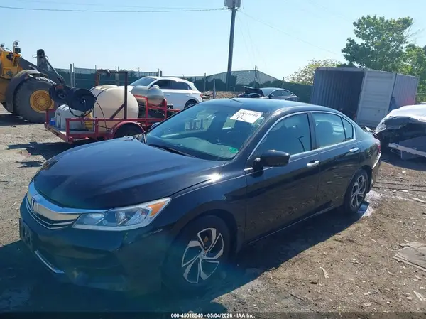 1HGCR2F31HA079346 2017 HONDA ACCORD - Image 2