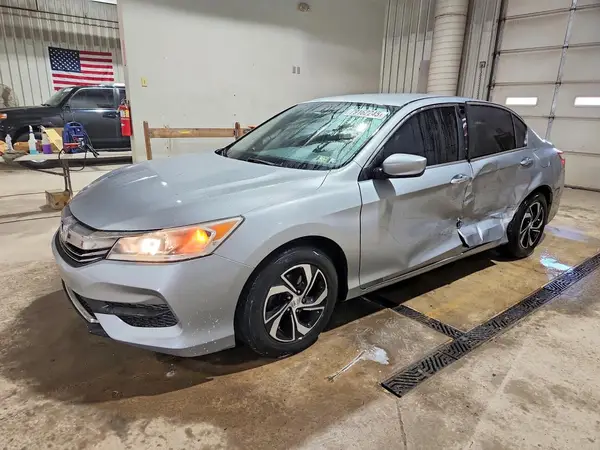 1HGCR2F31HA125712 2017 HONDA ACCORD - Image 1