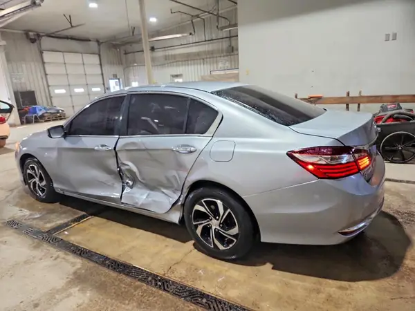 1HGCR2F31HA125712 2017 HONDA ACCORD - Image 2