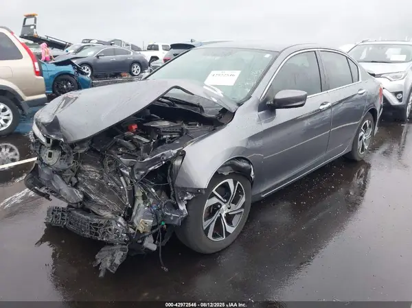 1HGCR2F31HA135494 2017 HONDA ACCORD - Image 2
