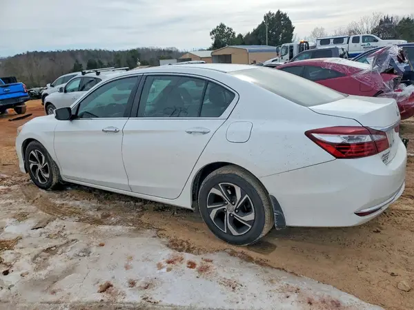 1HGCR2F31HA138105 2017 HONDA ACCORD - Image 2