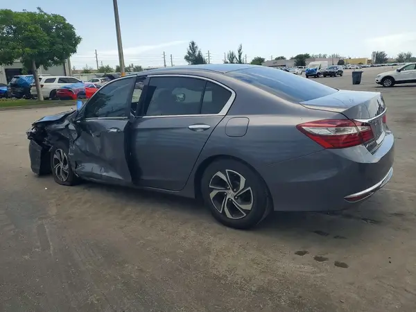 1HGCR2F31HA139531 2017 HONDA ACCORD - Image 2