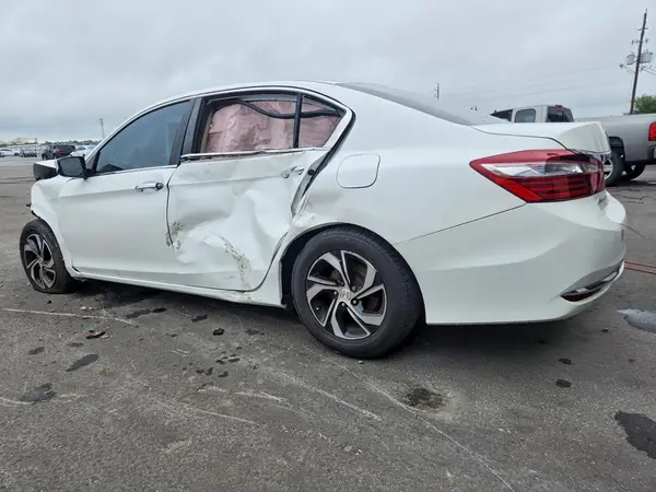 1HGCR2F31HA144065 2017 HONDA ACCORD - Image 2