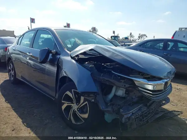 1HGCR2F31HA149606 2017 HONDA ACCORD - Image 1