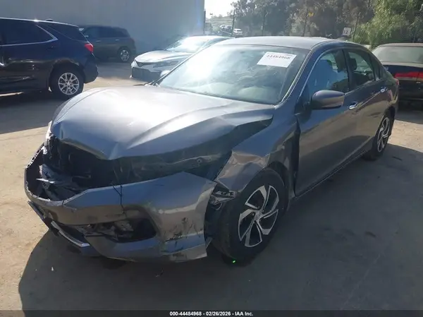 1HGCR2F31HA158239 2017 HONDA ACCORD - Image 2