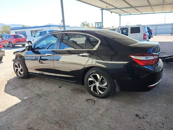 1HGCR2F31HA166647 2017 HONDA ACCORD - Image 2