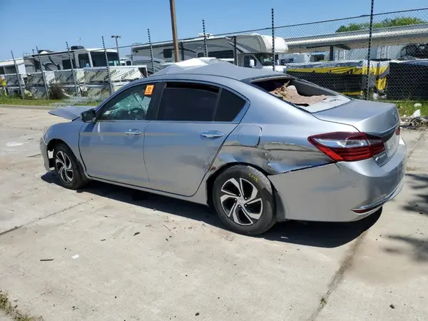 1HGCR2F31HA187577 2017 HONDA ACCORD - Image 2