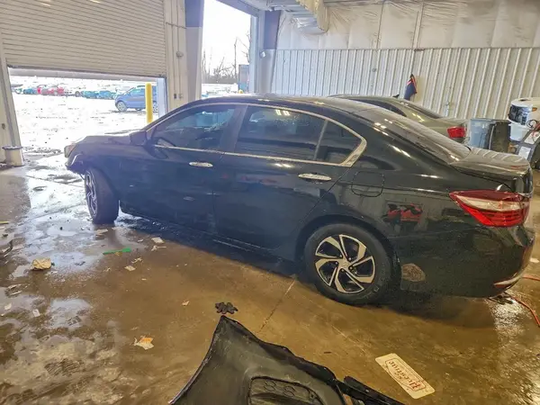 1HGCR2F31HA193492 2017 HONDA ACCORD - Image 2