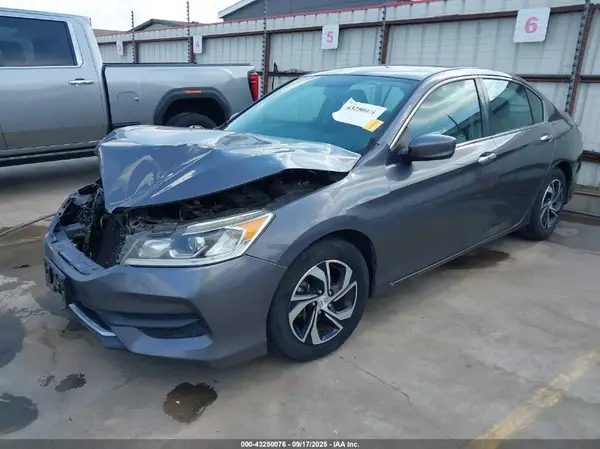 1HGCR2F31HA225132 2017 HONDA ACCORD - Image 2