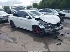 1HGCR2F31HA233005 2017 HONDA ACCORD