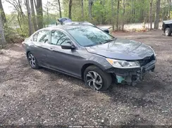 1HGCR2F31HA237085 2017 HONDA ACCORD