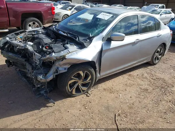 1HGCR2F31HA243288 2017 HONDA ACCORD - Image 2