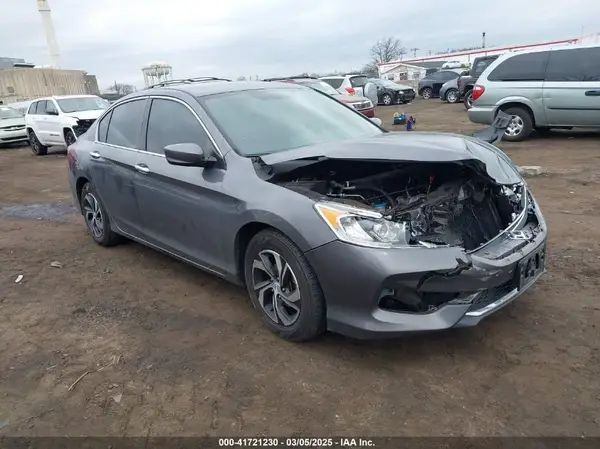 1HGCR2F31HA268885 2017 HONDA ACCORD - Image 1