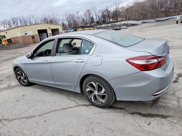 1HGCR2F31HA278137 2017 HONDA ACCORD - Image 2