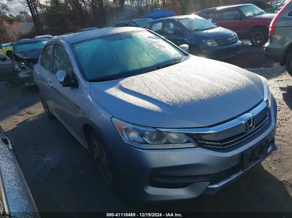 1HGCR2F31HA278140 2017 HONDA ACCORD - Image 1