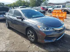 1HGCR2F31HA281524 2017 HONDA ACCORD