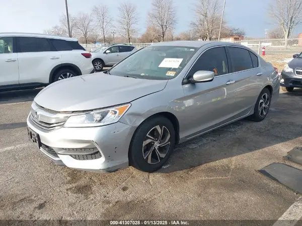 1HGCR2F31HA285783 2017 HONDA ACCORD - Image 2